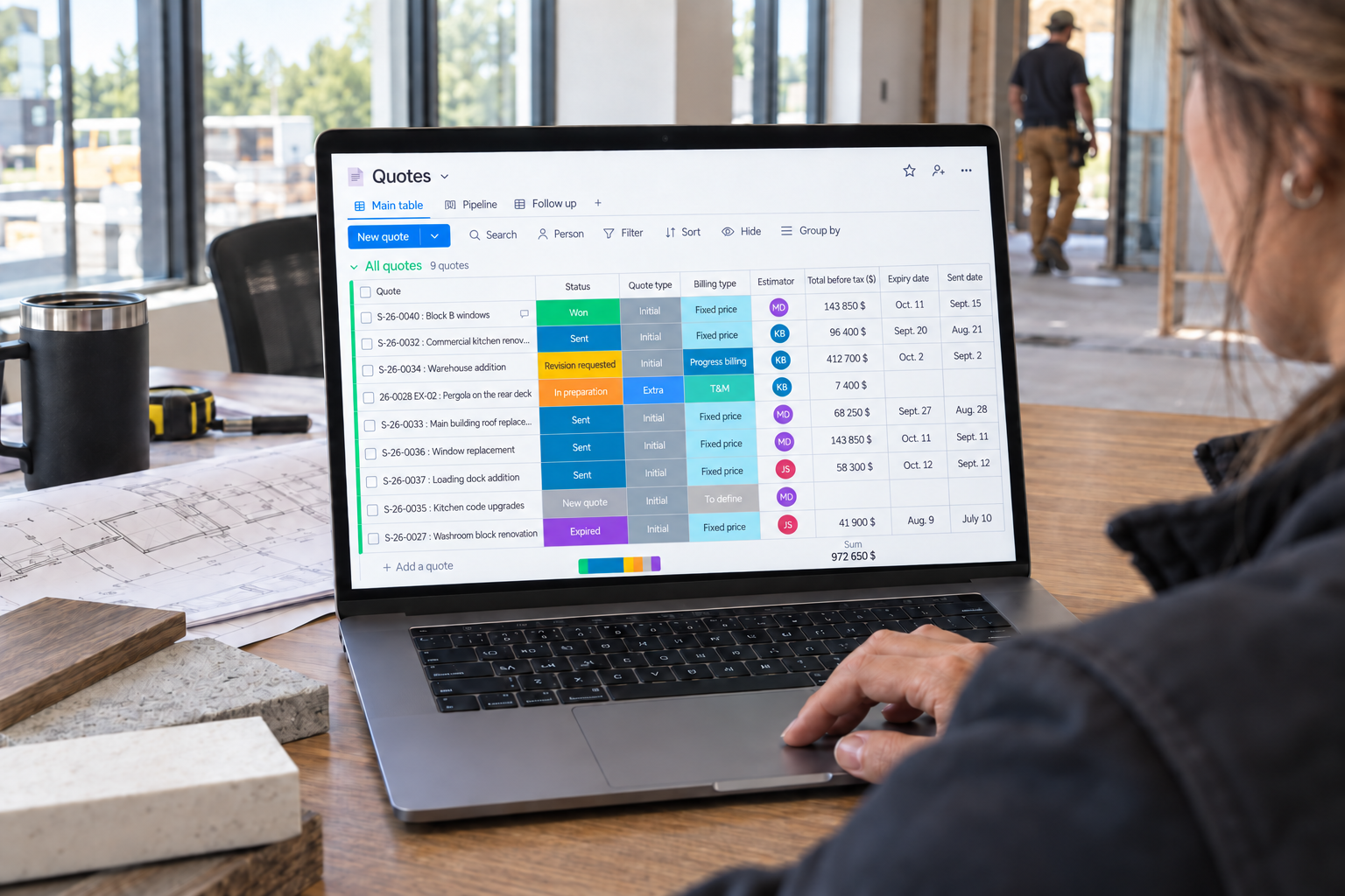 A contractor reviews nine quotes, their amounts, billing methods and sent dates in Direction par Horizon.